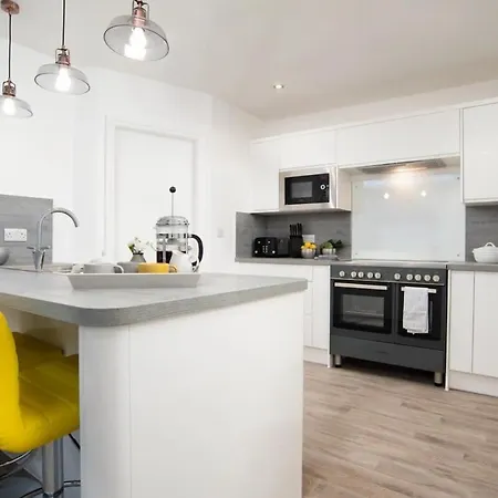 Nyaraló Abalyne House - Stunning 4 Bedroom House, Sea Views Throughout, Modern And Bright House Filey